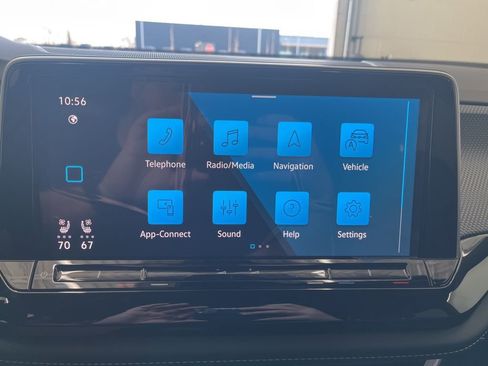 New 2026 Volkswagen Atlas Cross Sport SEL Premium R-Line AWD/4WD image 24