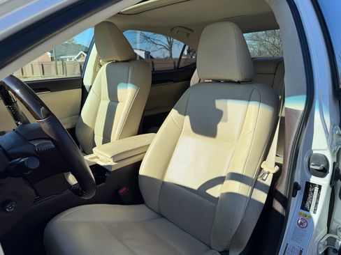 Used 2018 Lexus ES 350 ES 350 FWD w/ Premier Package image 18