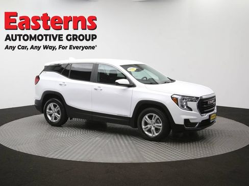 Used 2024 GMC Terrain SLE FWD image 47