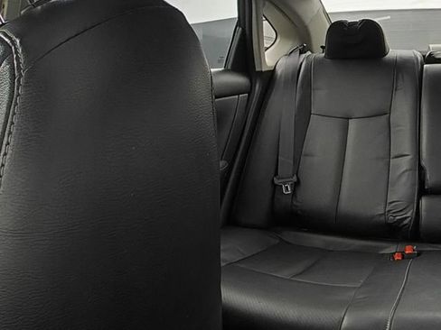 Used 2014 Nissan Sentra SL w/ Premium Package FWD image 30