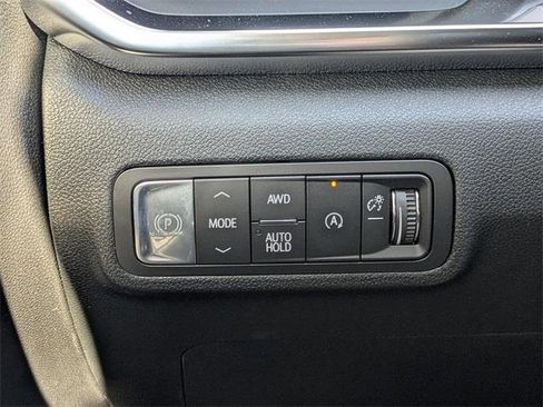 New 2026 GMC Terrain Denali w/ LPO, Floor Liner Package image 27