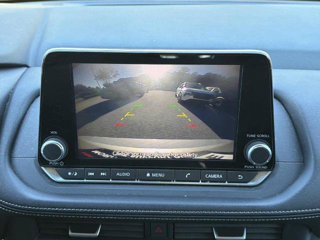 Certified 2024 Nissan Rogue SV w/ SV Premium Package FWD image 3