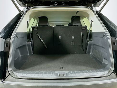 Used 2025 Toyota Grand Highlander AWD image 29