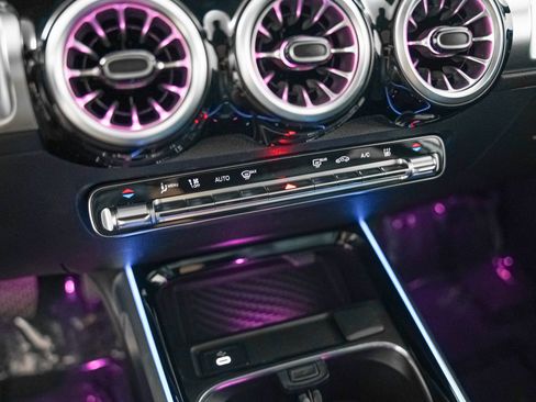 Certified 2024 Mercedes-Benz EQB 300 4MATIC image 22