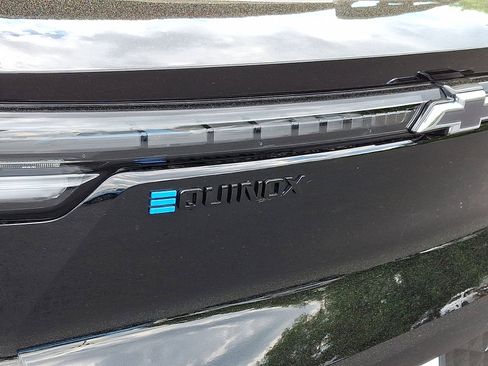 New 2025 Chevrolet Equinox EV RS w/ Convenience Package II image 19