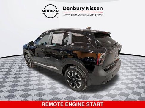 Certified 2025 Nissan Kicks SV w/ SV Premium Package AWD/4WD image 6
