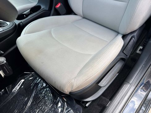 Used 2023 Kia Forte LXS FWD image 19