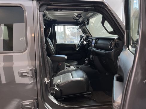 Used 2021 Jeep Wrangler Unlimited Sahara w/ Cold Weather Group image 35