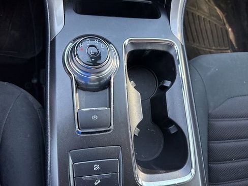 Certified 2019 Ford Fusion SE FWD image 24