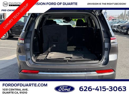 Used 2021 Jeep Grand Cherokee L Laredo w/ Luxury Tech Group I image 11