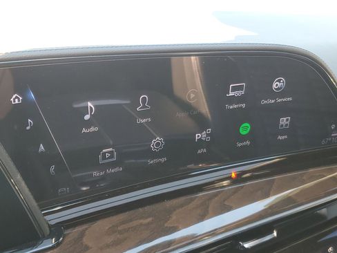 Used 2024 Cadillac Escalade Premium Luxury Platinum image 27