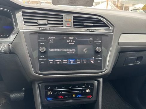 Certified 2024 Volkswagen Tiguan SE image 25