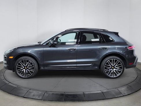 Certified 2026 Porsche Macan AWD/4WD image 2