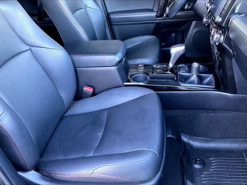 Used 2020 Toyota 4Runner TRD Off-Road Premium w/ Moonroof Package image 22