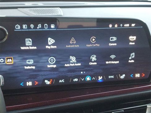 Certified 2024 Chevrolet Traverse Z71 w/ Enhanced Driving Package image 13