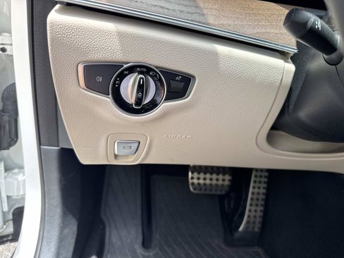 Used 2021 Mercedes-Benz E 450 4MATIC All-Terrain Wagon image 33