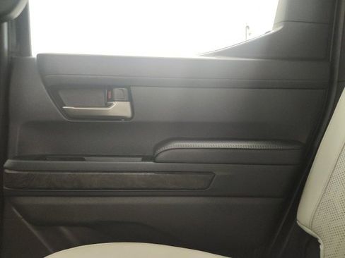 Certified 2025 Toyota Tacoma Limited image 45