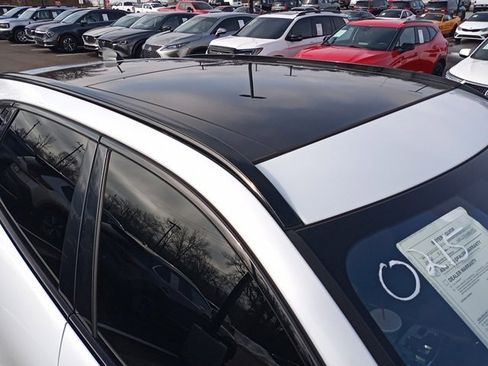 Used 2021 Jaguar F-PACE S image 10