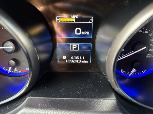 Used 2017 Subaru Outback 2.5i Premium AWD/4WD image 21