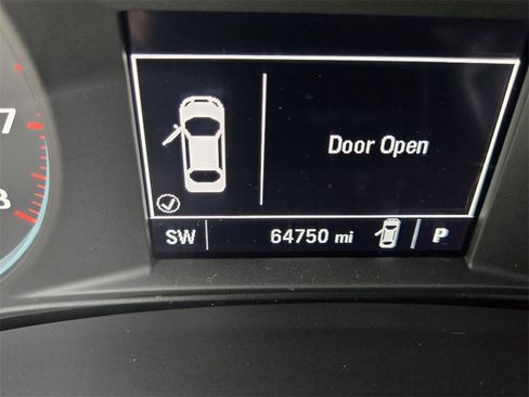 Used 2021 Chevrolet Malibu RS image 24