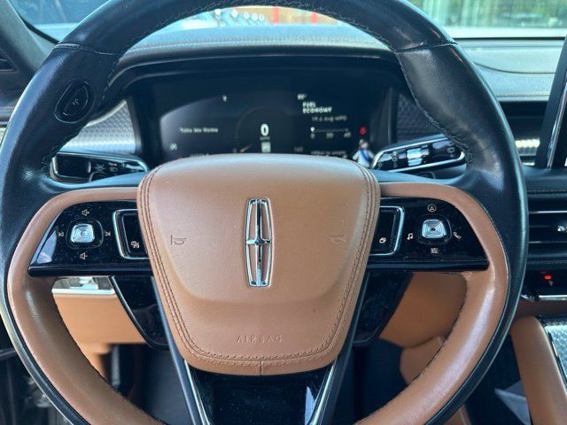 Used 2024 Lincoln Aviator Black Label w/ Dynamic Handling Package AWD/4WD image 13
