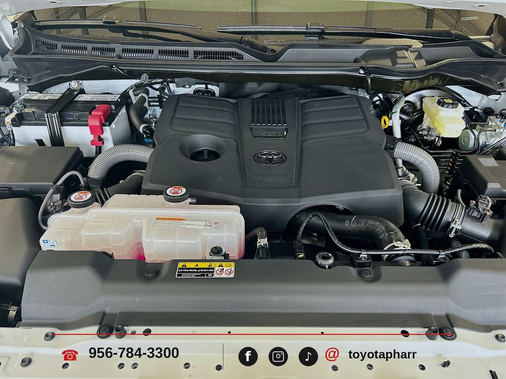New 2026 Toyota Tundra SR5 w/ TRD Off-Road Premium Package AWD/4WD image 9