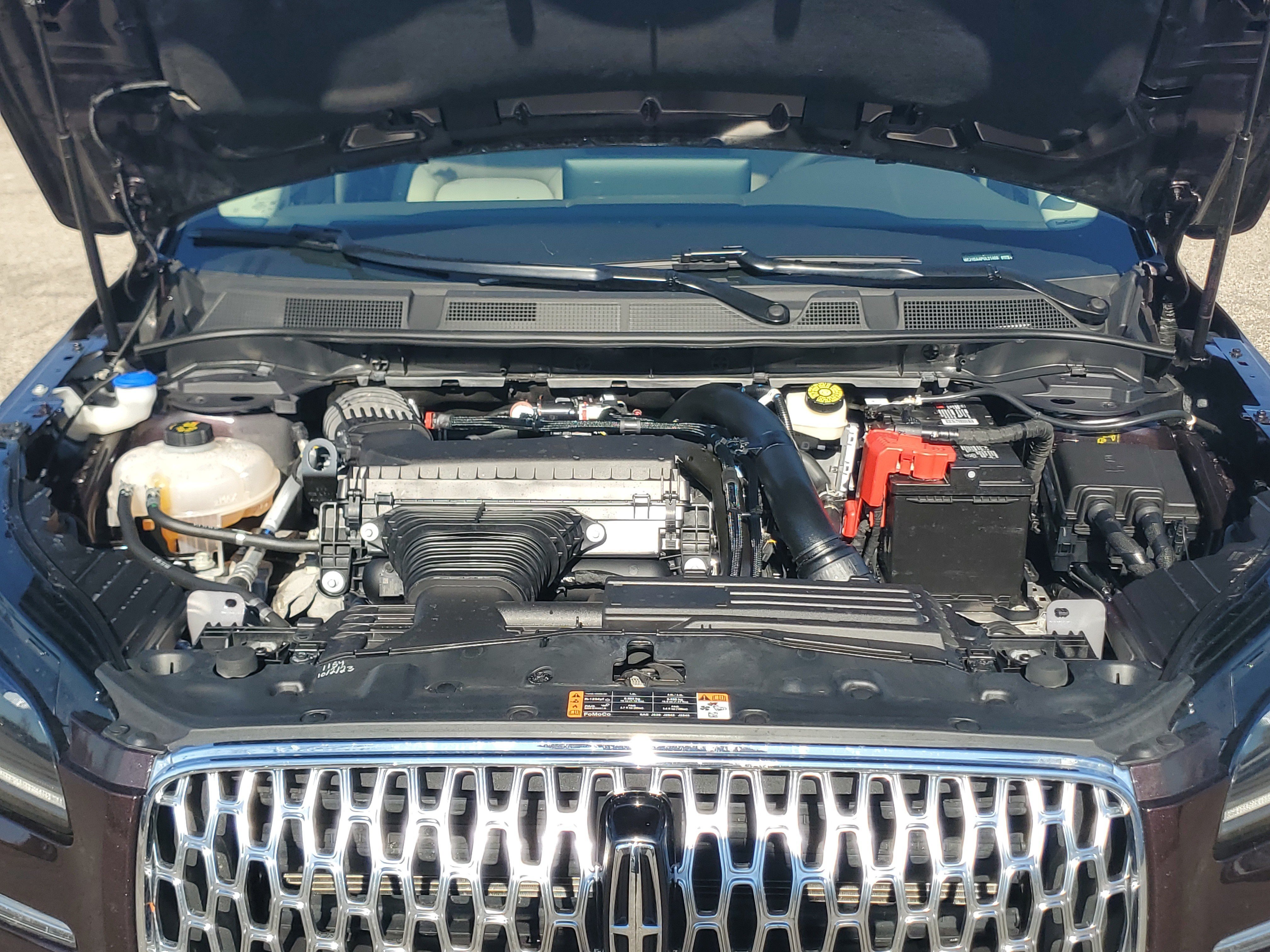 Used 2023 Lincoln Corsair AWD w/ Equipment Group 101A image 8