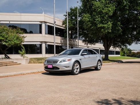 Used 2010 Ford Taurus SHO image 55