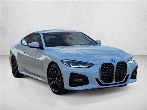 Used 2022 BMW 430i Coupe w/ M Sport Package RWD image 3