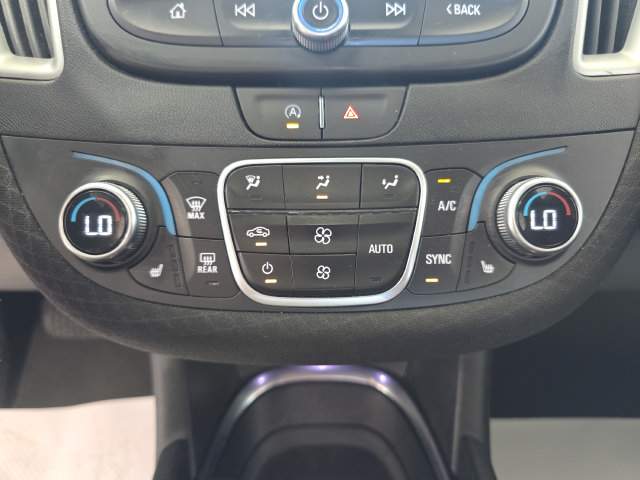 Used 2024 Chevrolet Malibu LT FWD image 20