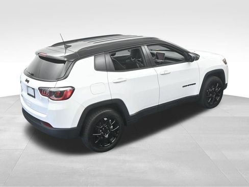 Used 2023 Jeep Compass Altitude image 50