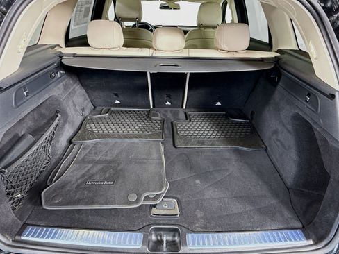 Used 2018 Mercedes-Benz GLC 300 4MATIC image 25