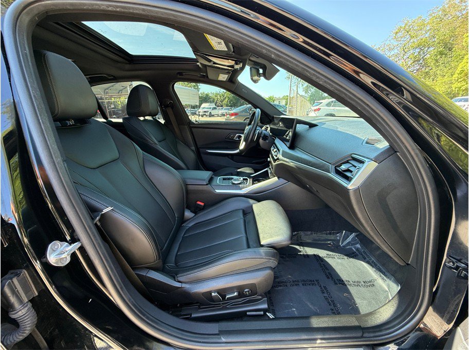 Used 2024 BMW 330e xDrive AWD/4WD image 45