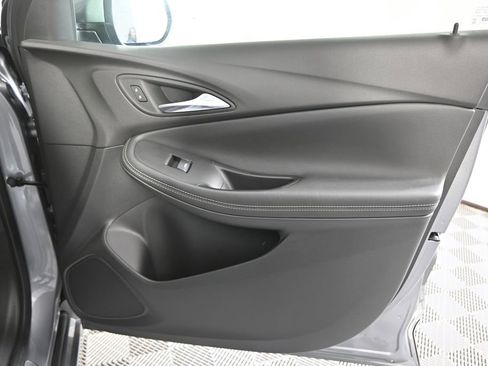 Used 2023 Buick Encore GX Select w/ Sport Touring Package image 12