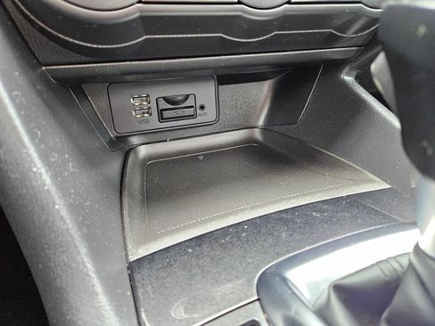 Used 2015 MAZDA MAZDA3 i Sport FWD image 24