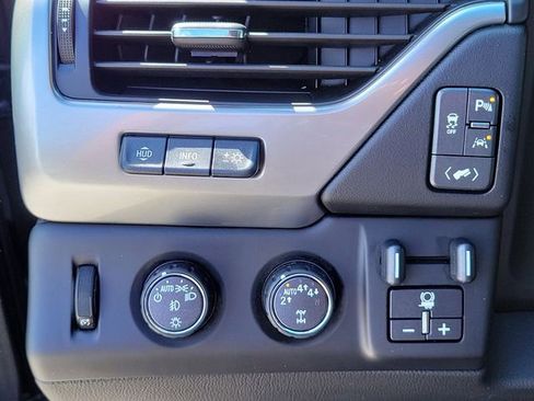 Used 2019 Chevrolet Tahoe Premier image 19