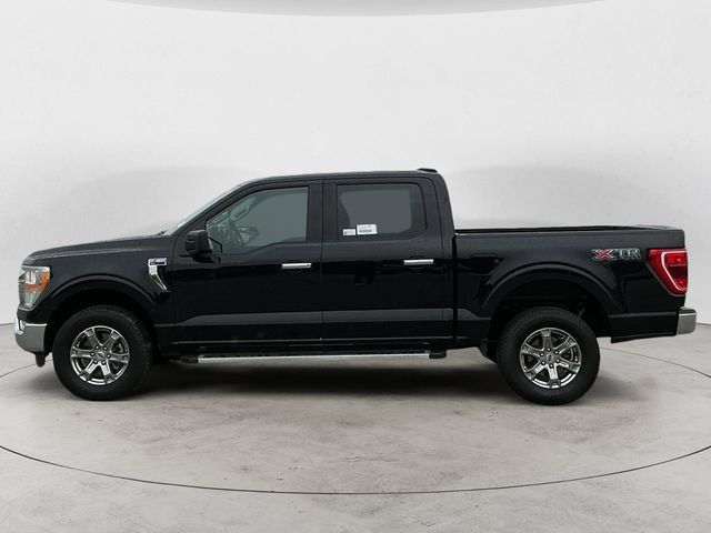 Used 2022 Ford F150 XLT w/ XTR Package AWD/4WD image 2