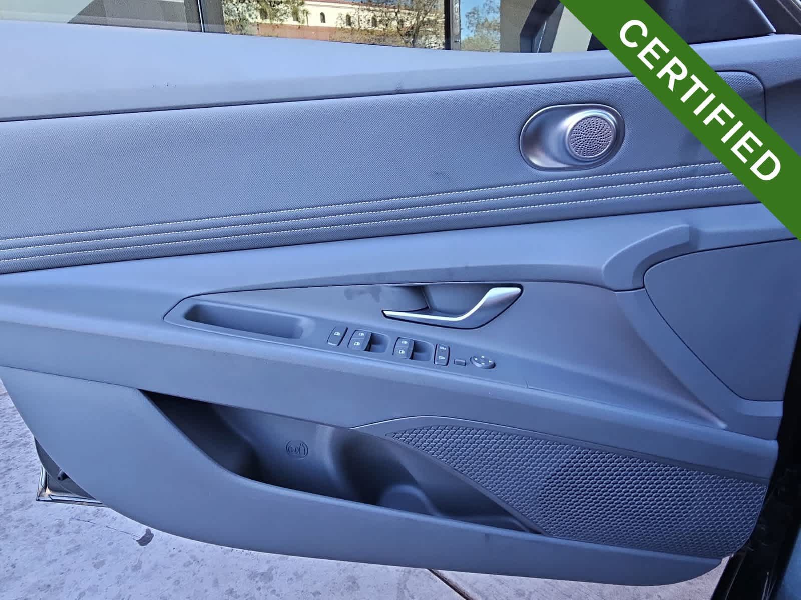 Certified 2025 Hyundai Elantra Sport FWD image 26