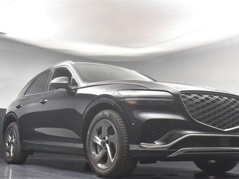 Used 2026 Genesis GV70 2.5T Advanced image 31