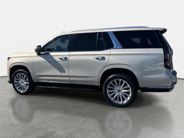 Used 2023 Cadillac Escalade Premium Luxury AWD/4WD image 3