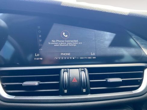 Used 2019 Alfa Romeo Giulia AWD w/ Cold Weather Package image 24