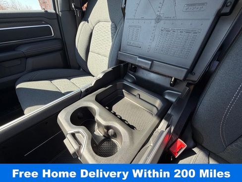 New 2026 RAM 1500 4x4 Crew Cab image 21