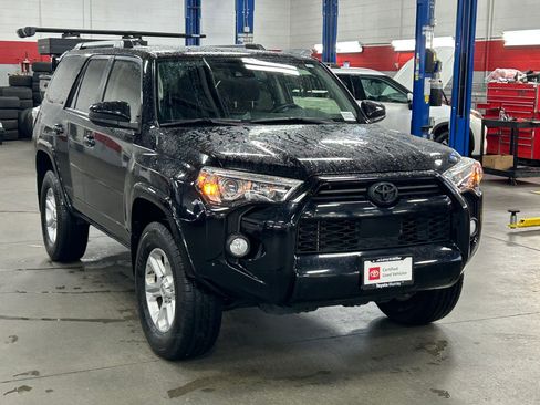 Certified 2020 Toyota 4Runner SR5 image 7