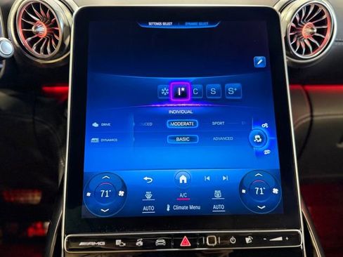 Used 2023 Mercedes-Benz SL 43 AMG image 37