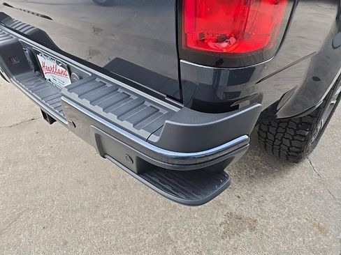 Used 2020 Chevrolet Colorado Z71 image 27