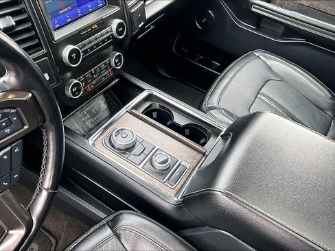Used 2021 Ford Expedition Max Limited image 15