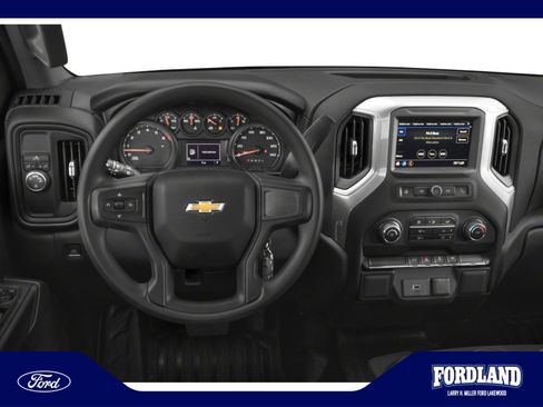 Used 2020 Chevrolet Silverado 1500 W/T w/ WT Value Package AWD/4WD image 4