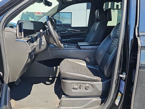 Certified 2023 Cadillac Escalade Sport Platinum AWD/4WD image 6