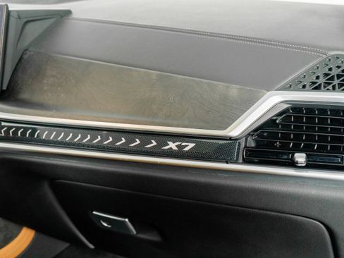 Used 2023 BMW X7 xDrive40i w/ Premium Package image 32