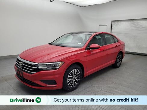 Used 2019 Volkswagen Jetta SE w/ Cold Weather Package FWD image 1